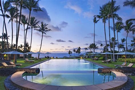 Maui Family Resorts .